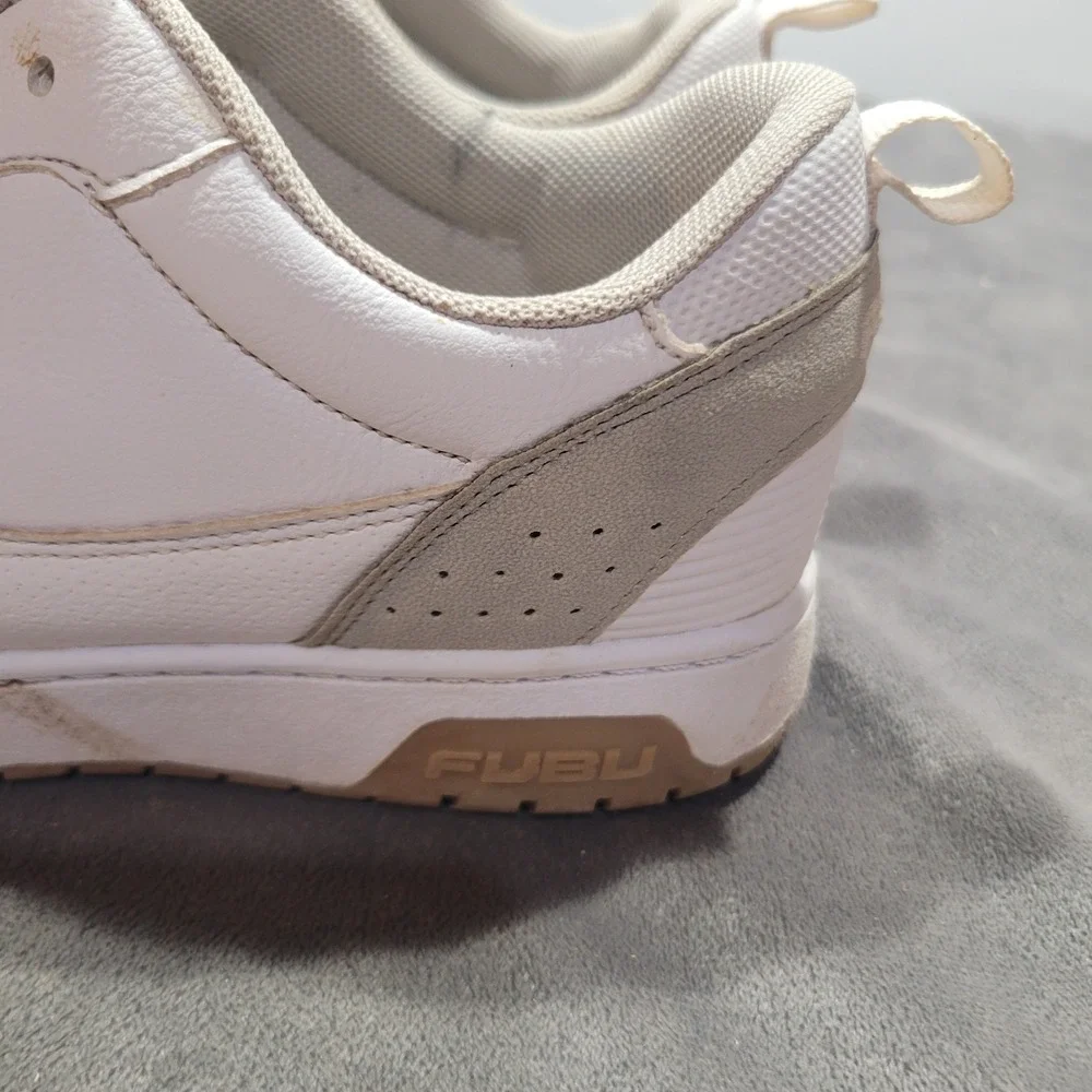 FUBU Mens White Gray Low Top Sneakers Shoes BYFB23SC00‎ Size 2 USA